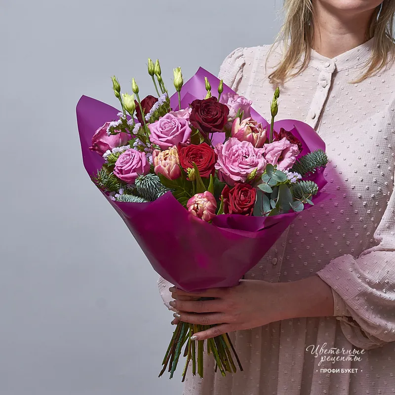 Букет "Адель" из роз, тюльпанов, статицы и нобилиса, фото 3