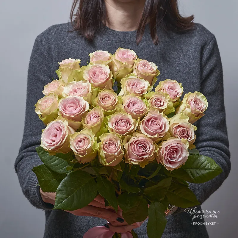 Букет из 25 одноголовых нежных роз Фрутетто , фото 1