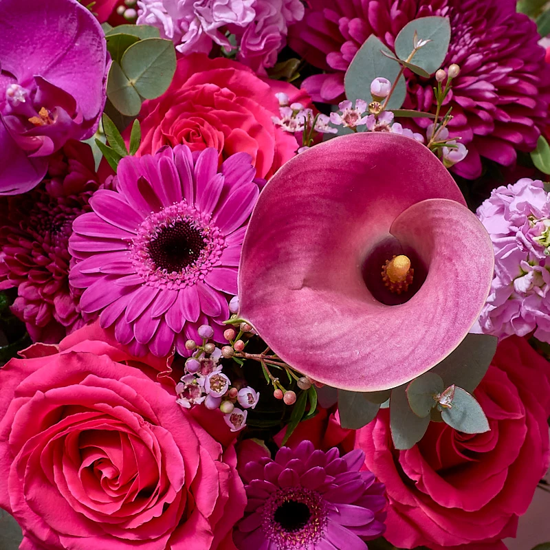 Букет из роз, ароматной маттиолы, калл и мини гербер, фото 3